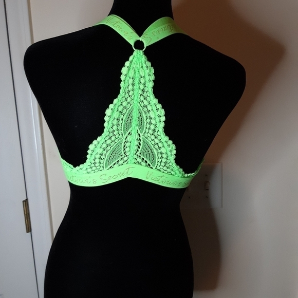 VICTORIA secret bra - Picture 3 of 5